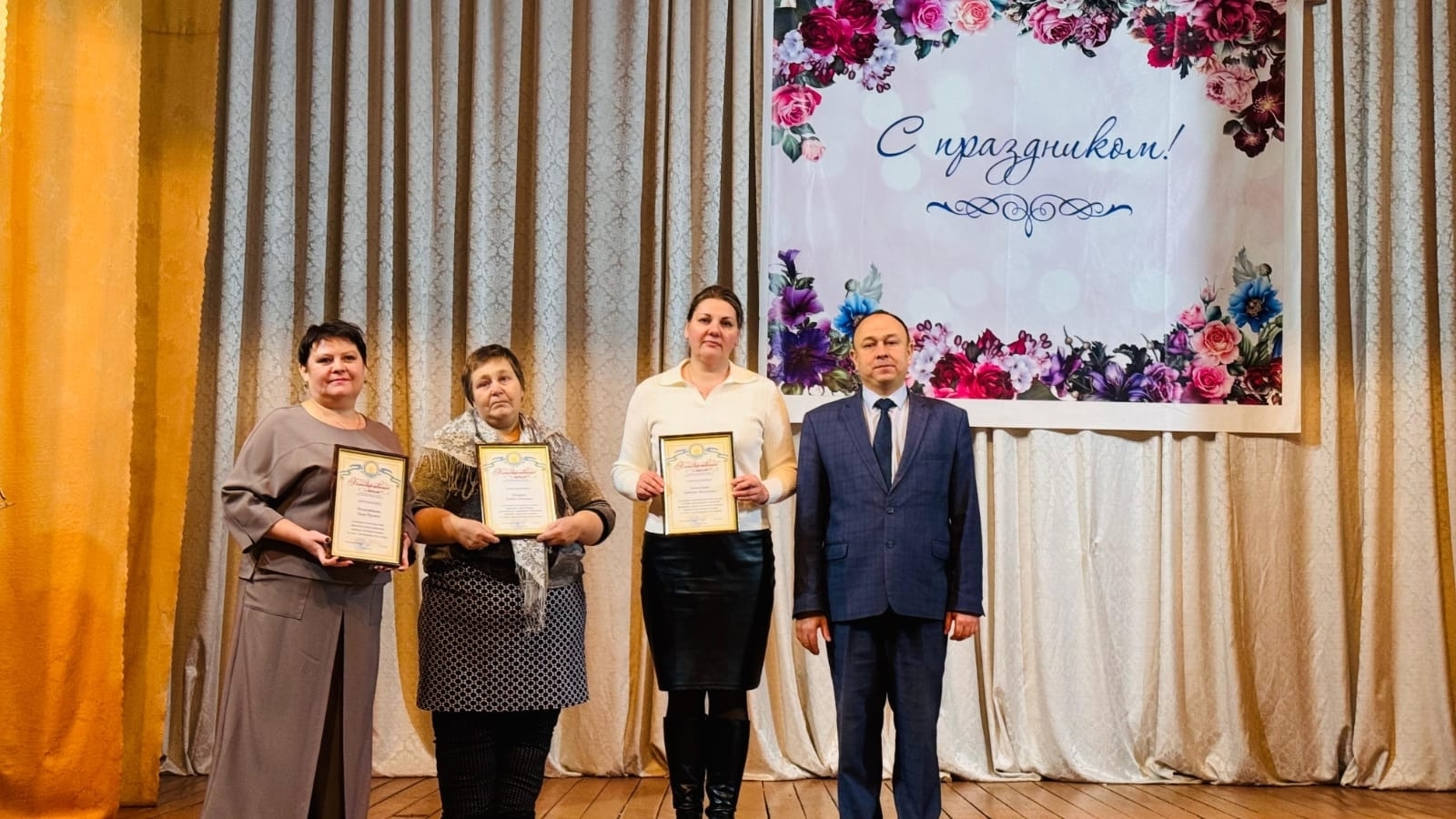 Әсәләргә хөрмәт һәм ихтирам