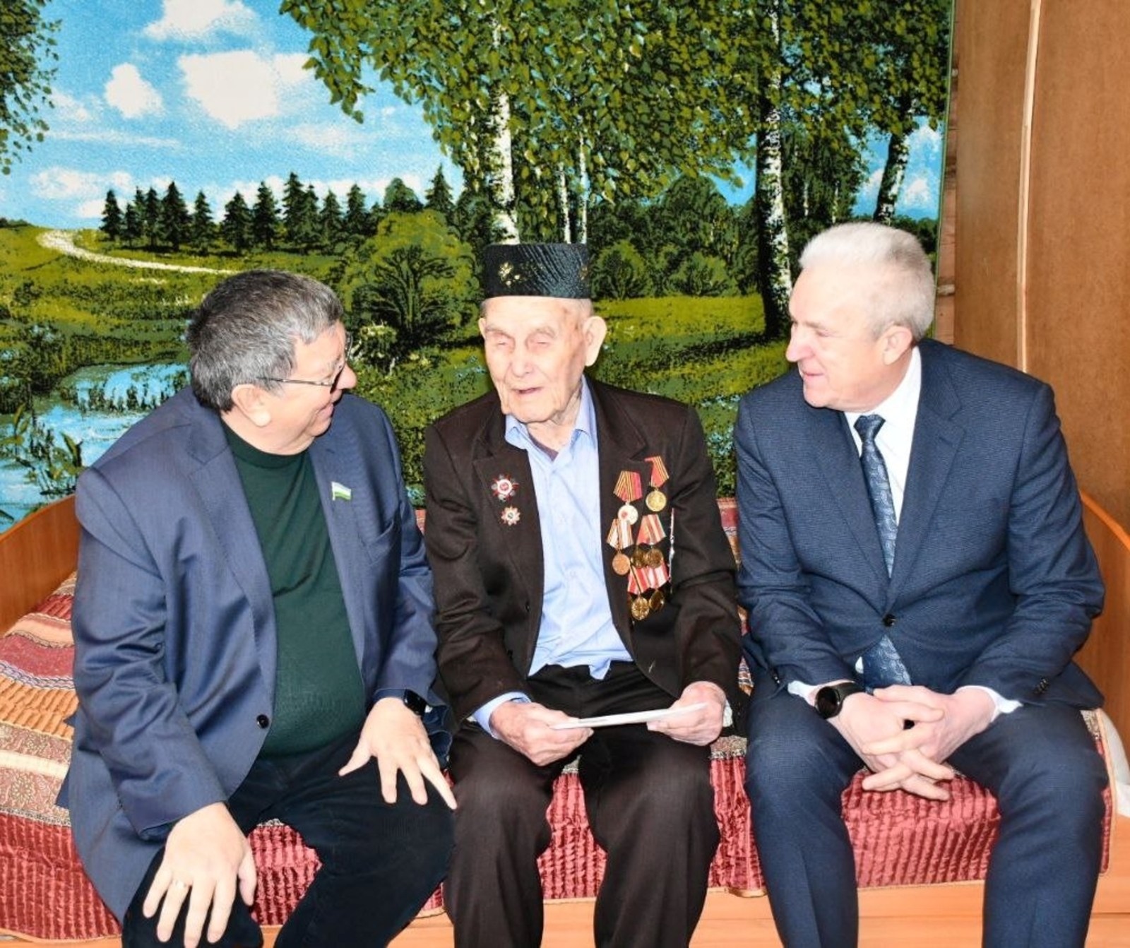 Бер быуатлыљ ғүмер байрамы