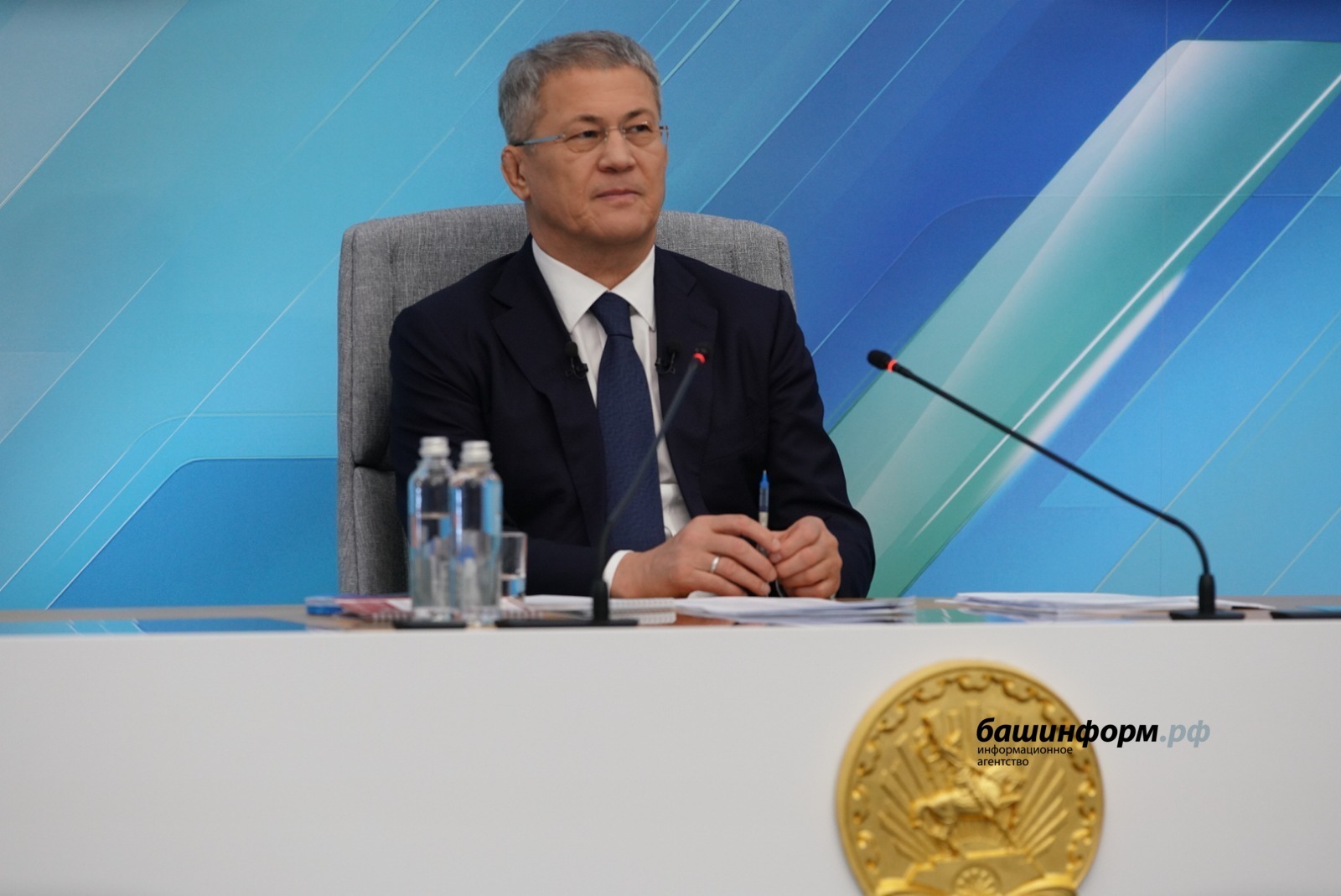 Радий Хабиров на Прямой линии поблагодарил жителей Башкирии