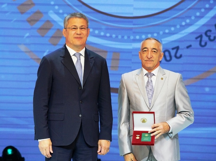 Хәтерҙәрҙе ул һәр  саҡ  тере кеүек