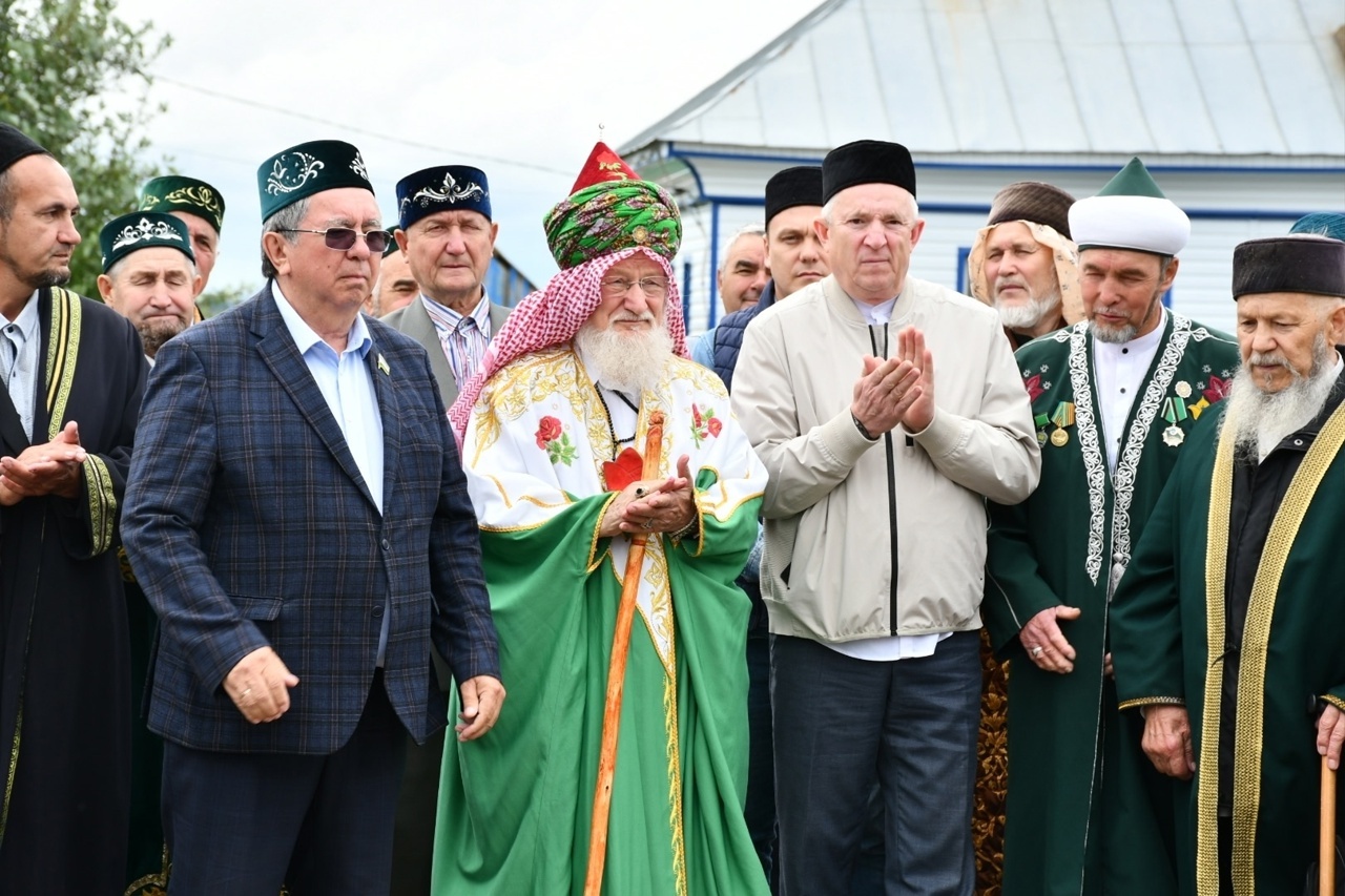 Имам йортоноң иҫтәлекле байрамы